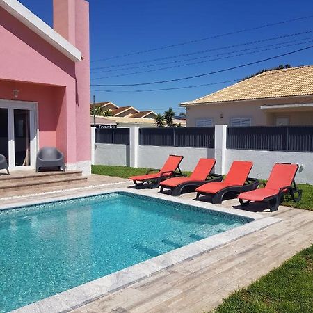 Family Villa Pool & Beach Caparica Extérieur photo